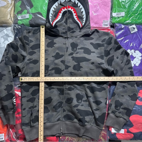 BAPE Color Camo Shark Full Zip Hoodie ‘Black’ - Picture 2 of 8